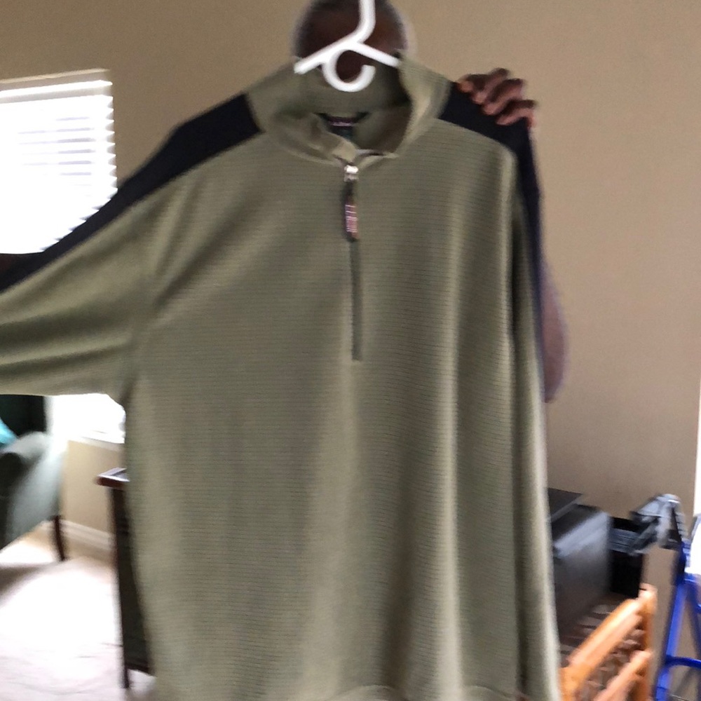 LLBean light Velour pullover shirt